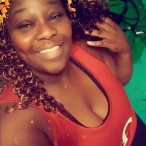 Meet your Posher, Arielle